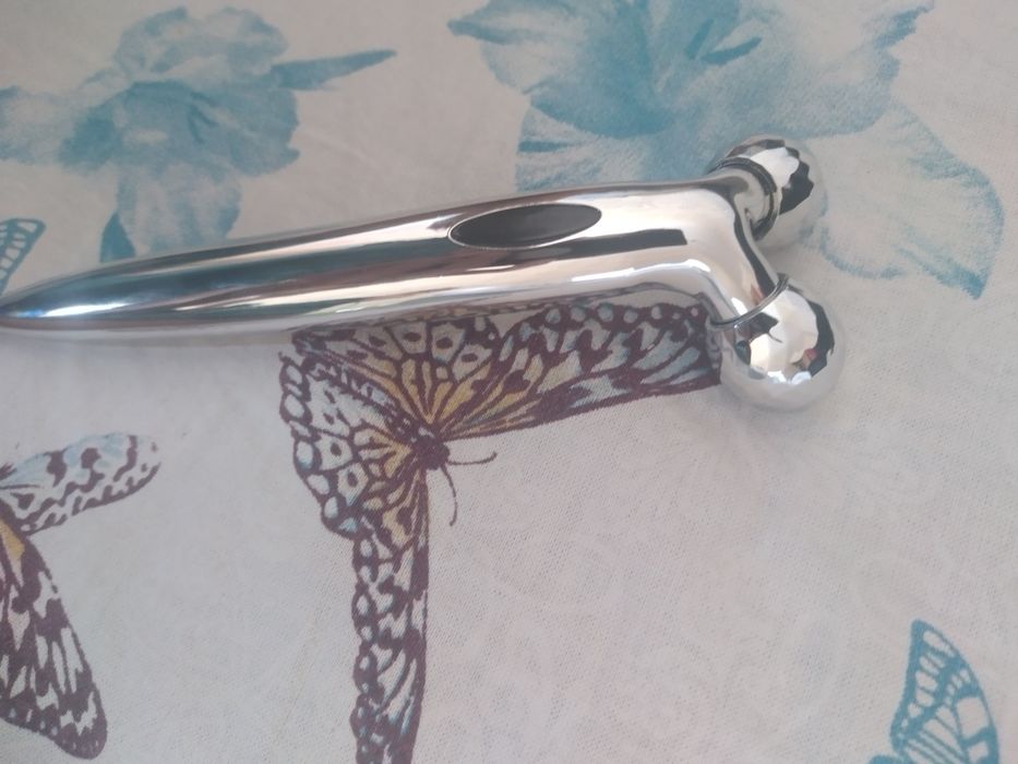 Массажер для лица