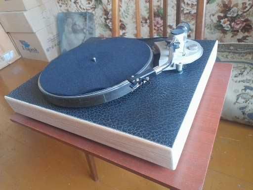 Электроника Б1-01 ( проигрыватель винила, Hand Made )