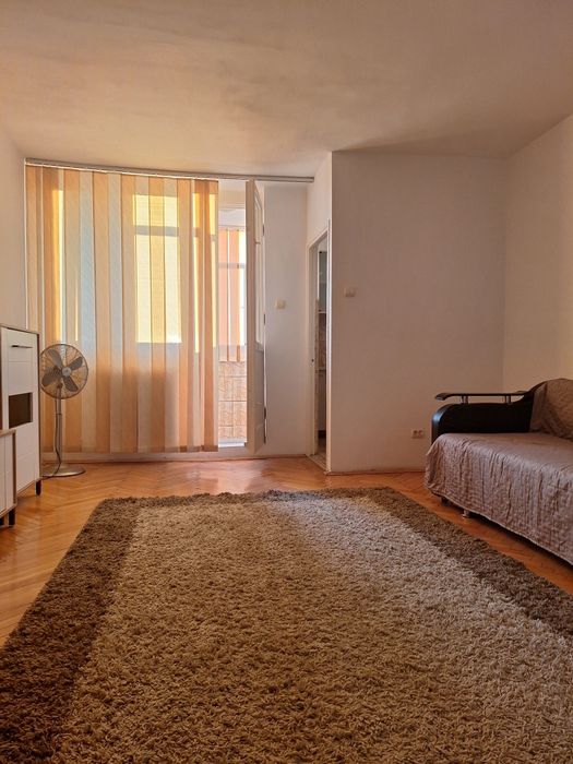 Închiriere garsoniera