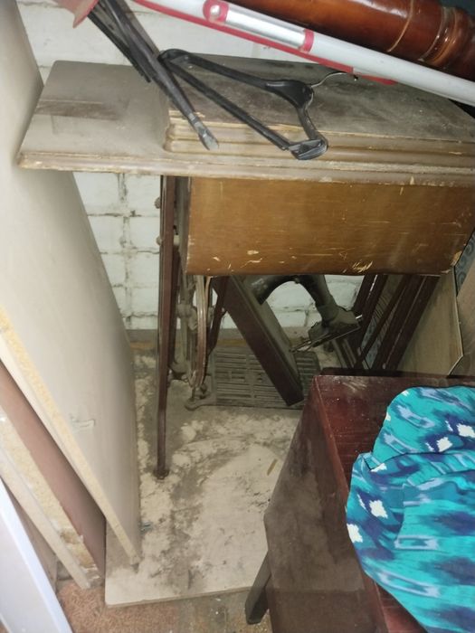 Швейная машинка Singer.