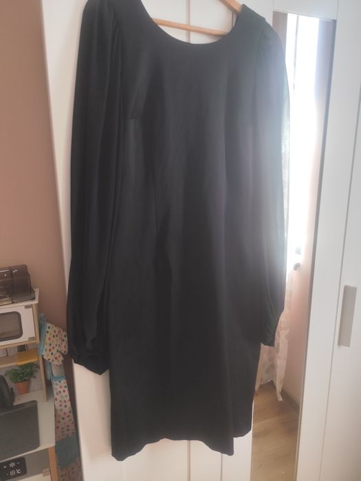 Дамска официална рокля за всеки повод