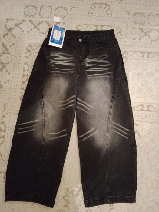 Джинсы молодежные модные