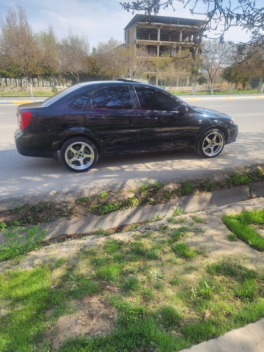 17diska balon sotladi narxi 500$ tel