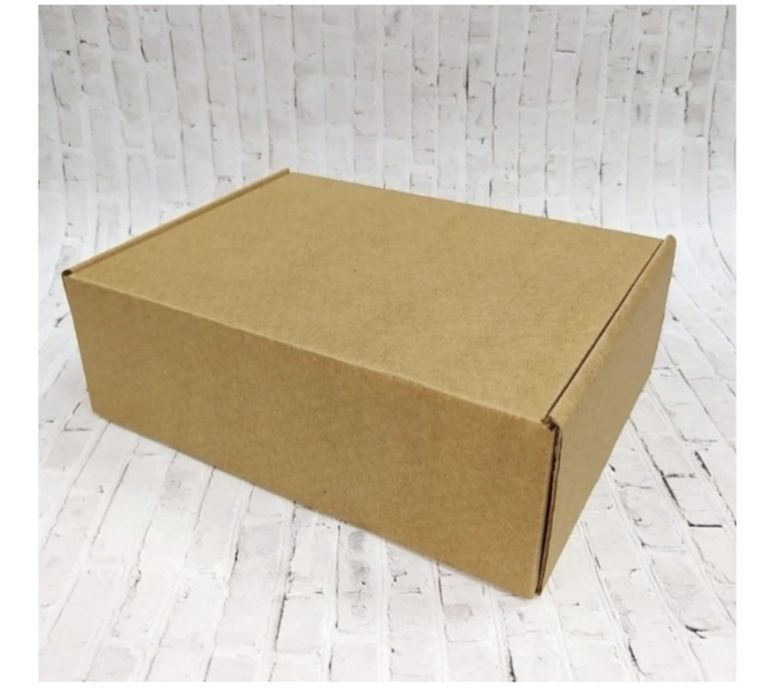 Крафтовая коробка.