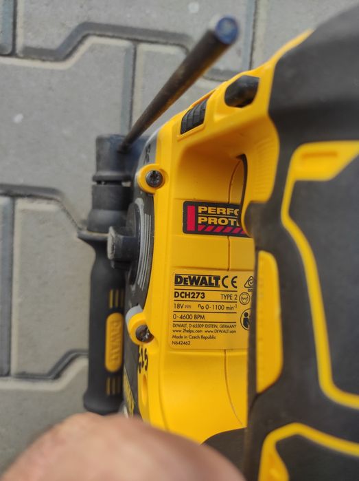 Corp Rotopercutor DEWALT DCH 273