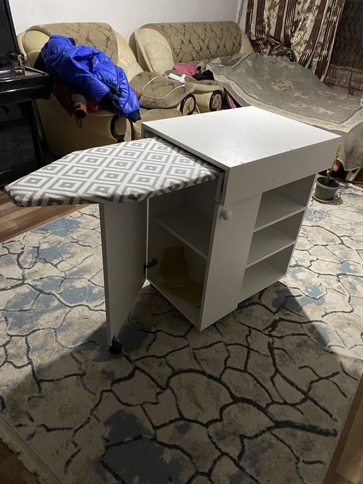 Стол для швей 3 в одном.