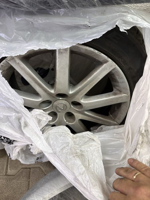 Продам диски с шинами р17