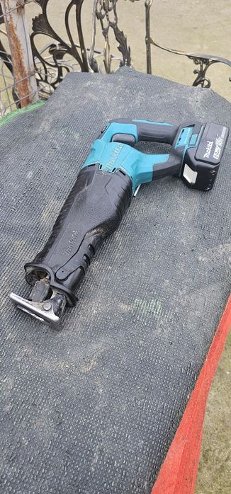 fierastrau sabie makita DJR187 brushless