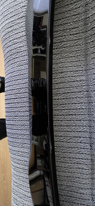 Продам спойлер универсальный