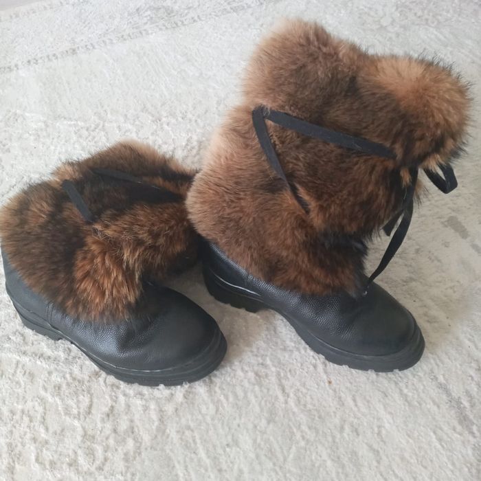 Продам унты натуральные