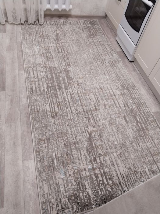 Ковровая дорожка.