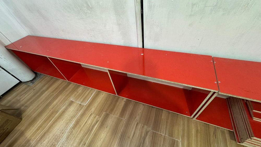 Продам шкаф под торговлю