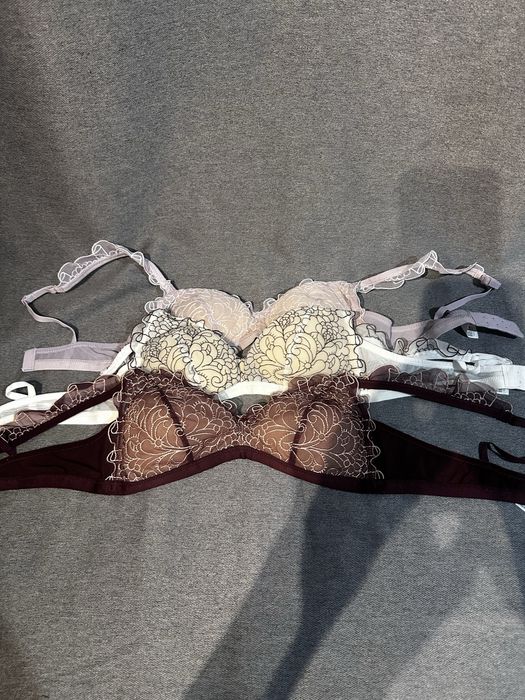 Новые бюзгалтера хорошего качества