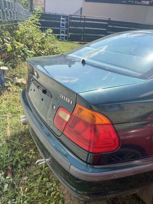 BMW E46 an 1999 1,9 L , benzina, radiat
