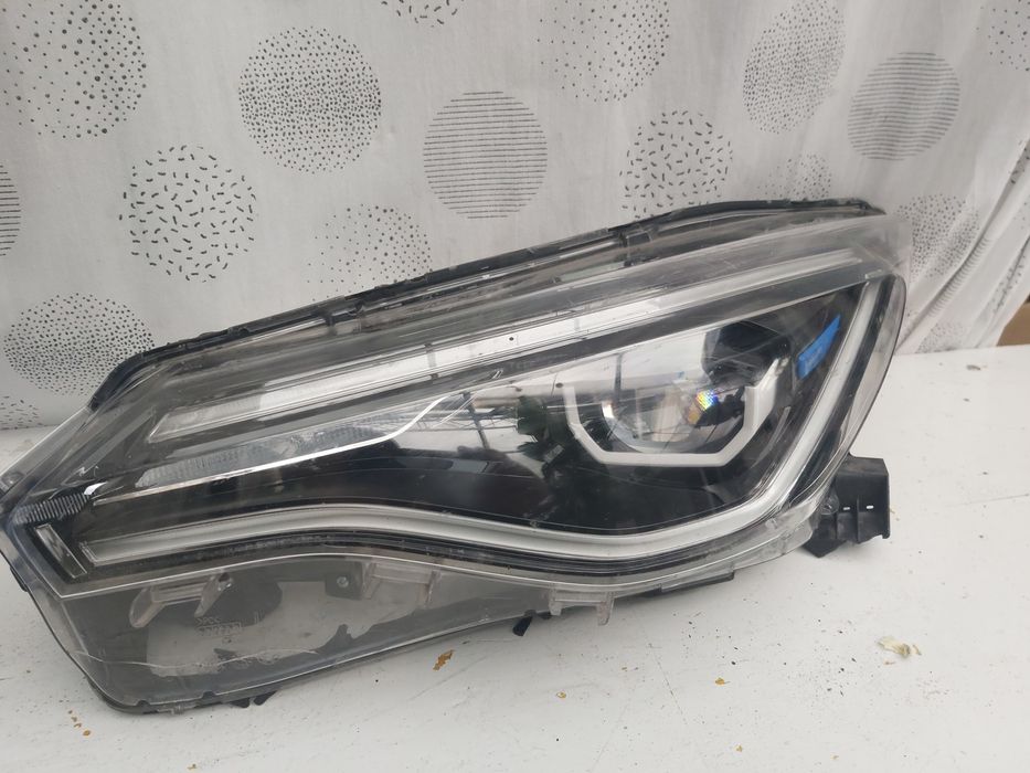 Фар Renault Zoe led