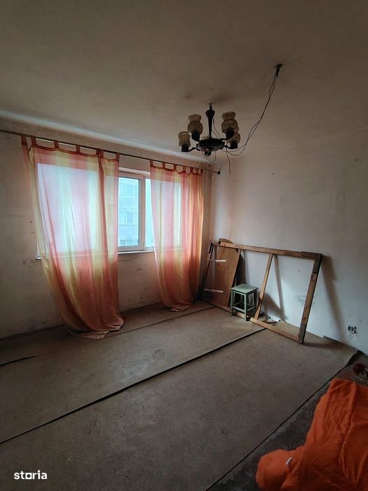 Pret imbatabil! 2 camere , et 2, zona Tribunalul Nou.