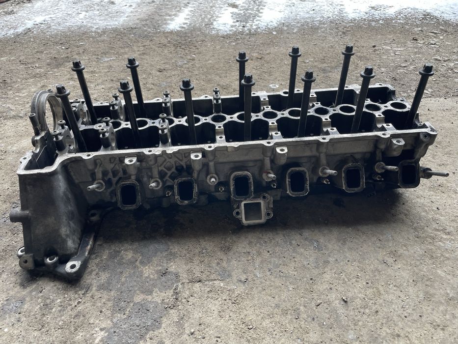 Глава BMW /бмв  77885649 BMW X5 (e53) M57TUE2