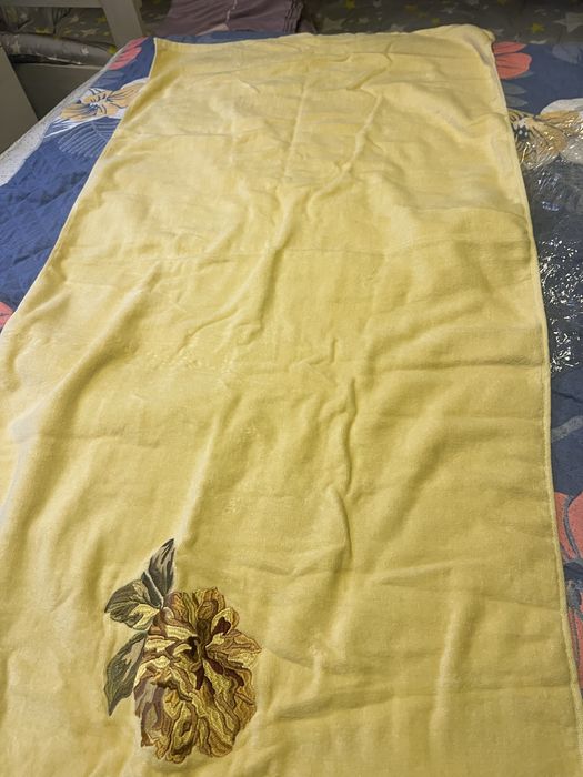 Махровое Американское полотенце с вышевкой и бубенчиками