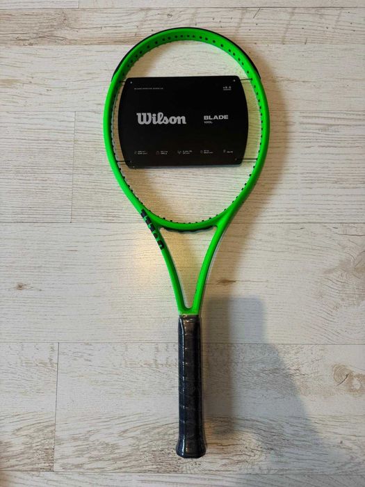 [NOU] Racheta Tenis Wilson Blade 100L V8 - 285g - Sigilata - Grip L2