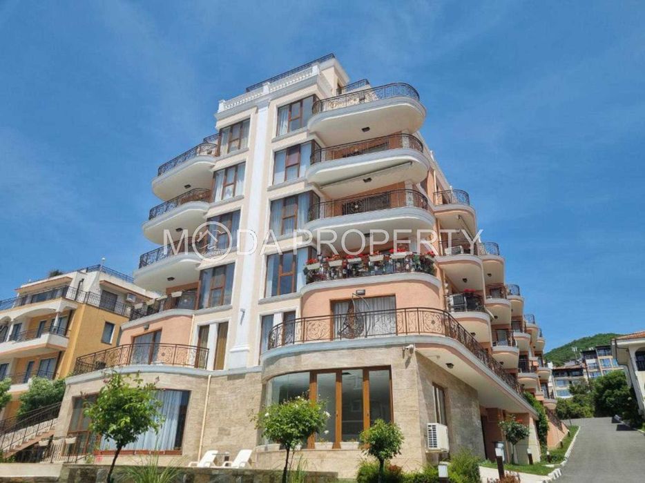 Продава се Тристаен апартамент в Свети Влас - 88 кв.м за 736 €/кв.м - Снимка #1