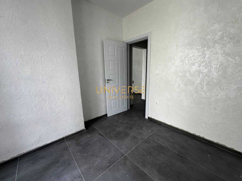 Продава се Двустаен апартамент в к.к. Слънчев бряг - 65 кв.м за 1412 €/кв.м - Снимка #3