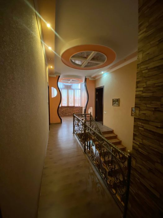 Луначарскийда ховли арендага берилади.