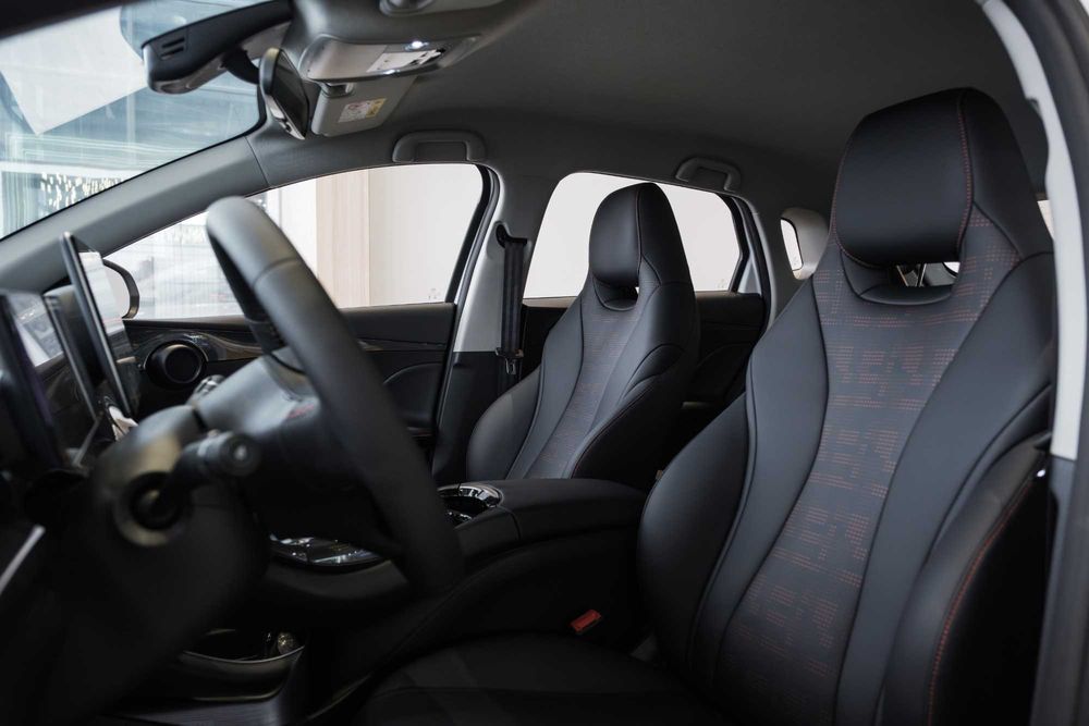 BYD е2 ( 405 km Luxe )