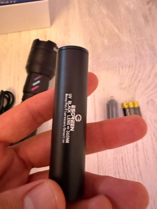 Lanternă LED ESGREEN ED0330 reîncărcabilă USB-C + lanternă UV
