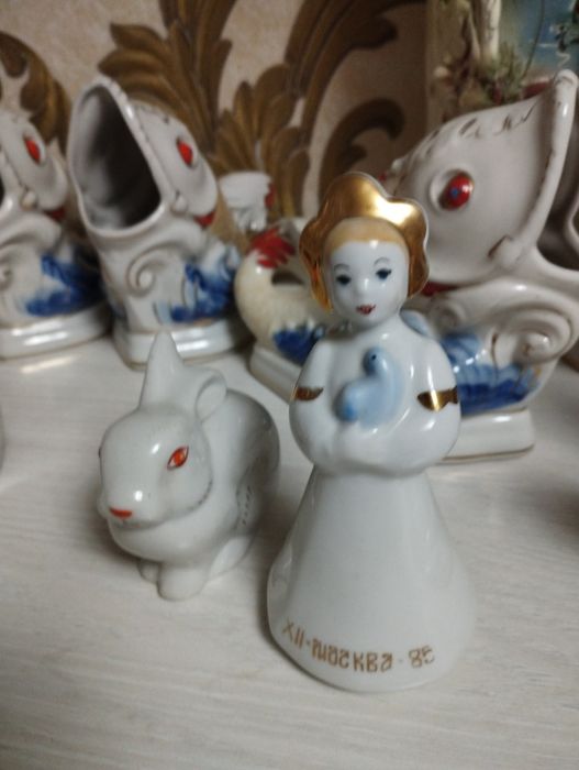 Фарфоровые статуэтки