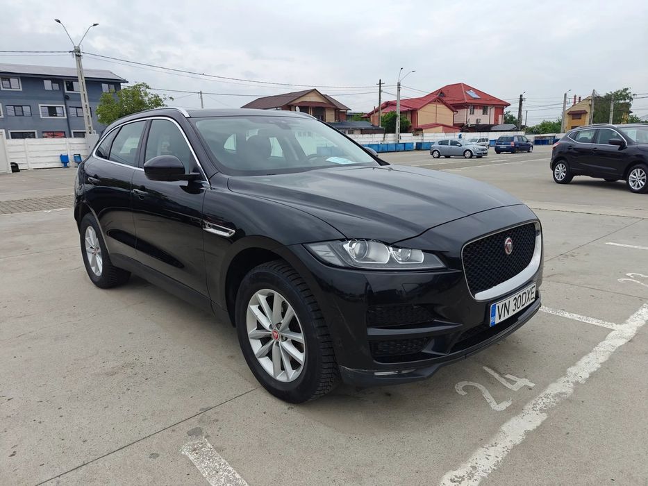 Jaguar F-Pace Vand Jaguar F-Pace, 4x4 Full piele, Display Touch screen, 2017