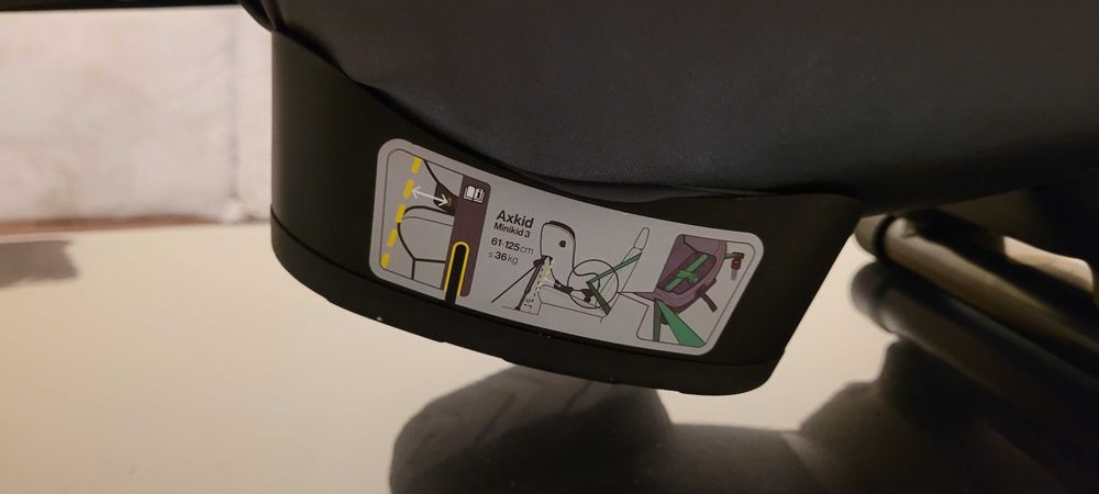 AXKID MINIKID 3 Детски стол за кола