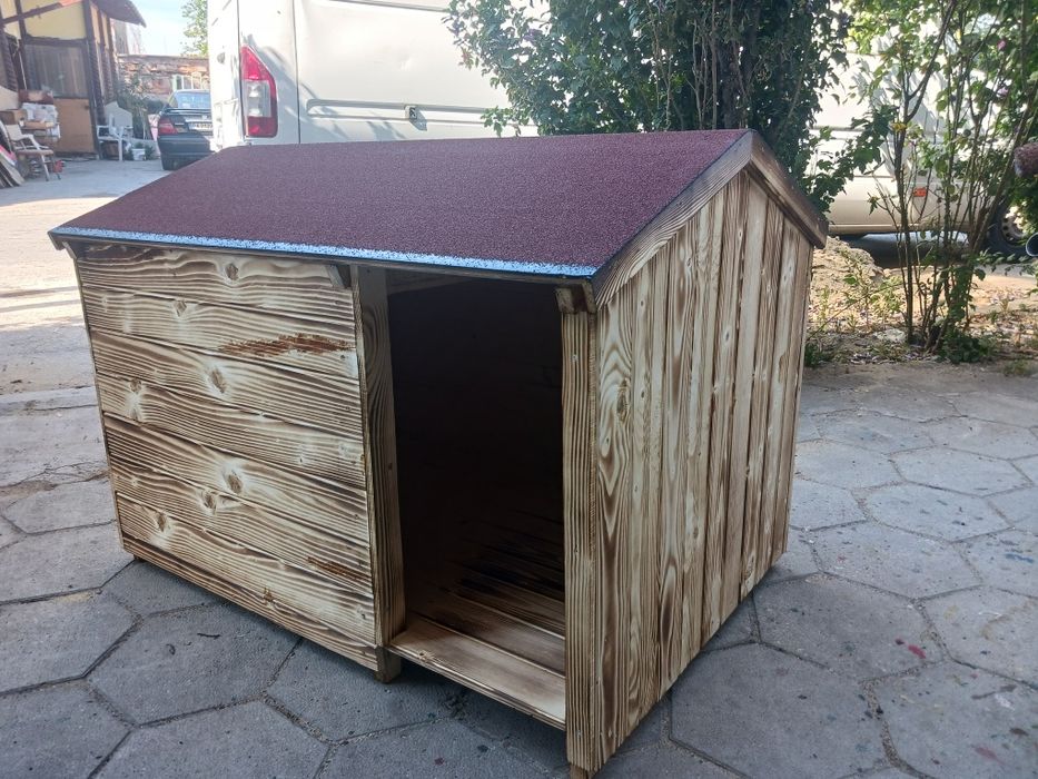 Кучешка колибка/ къща за куче/ колибката за куче