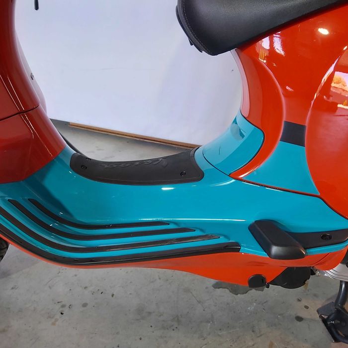 Scuter Piaggio Vespa ABS 125cc | P44736 | motomus.ro