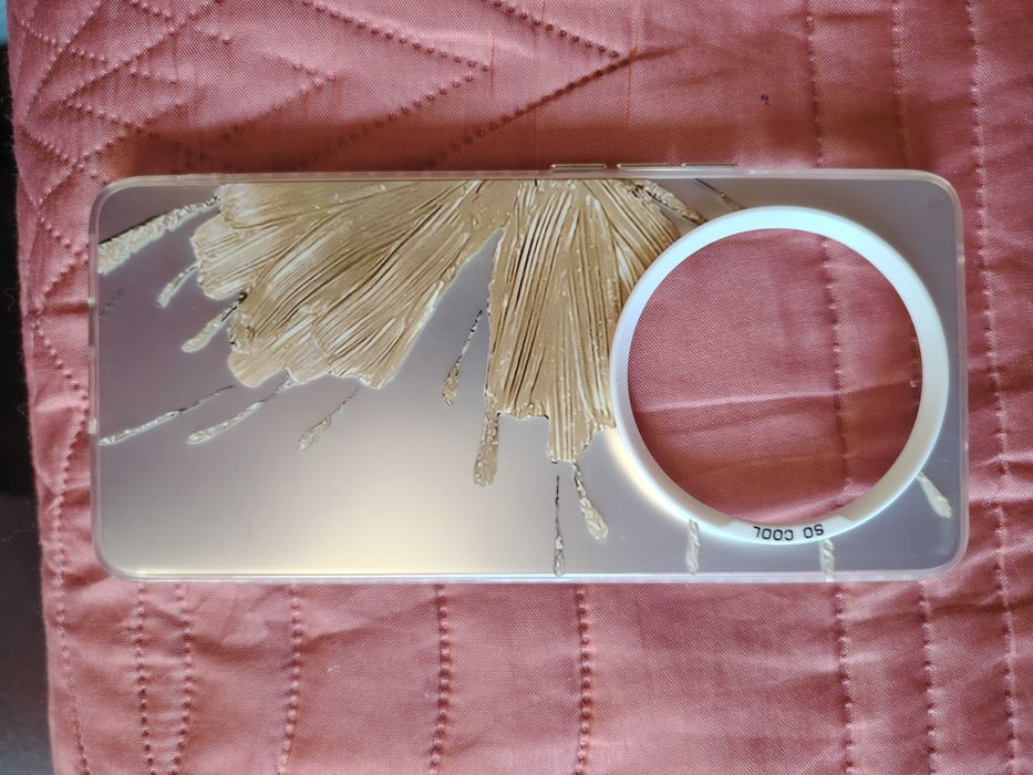 Продавам кейс/калъф за Honor magic 6 light