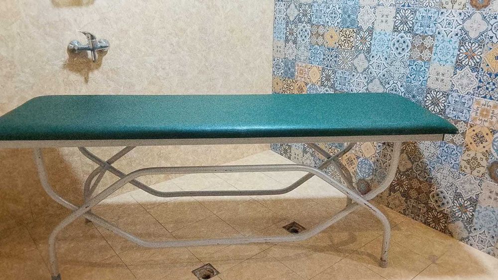 Продам кушетки в очень хорошем состоянии