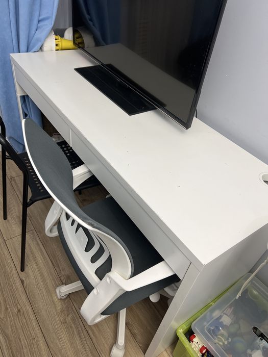 Стол письменный Ikea