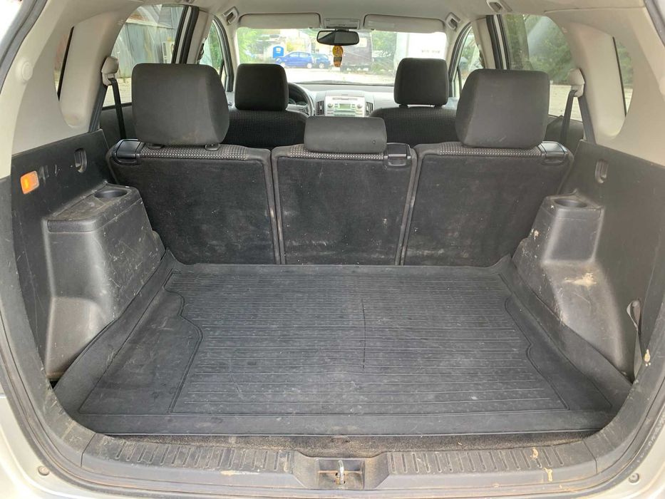 На части Toyota Corolla Verso 2.2 D-CAT 177кс 2007г Тойота Корола