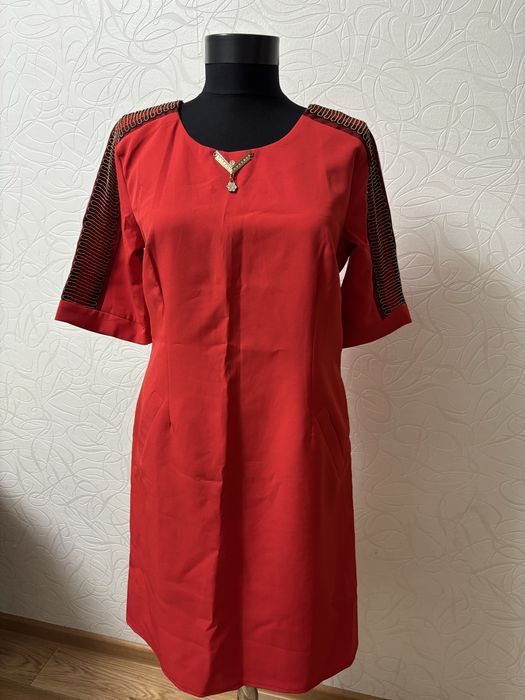 Платья новые на распродаже