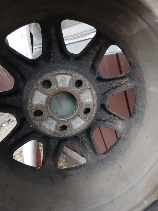 Шины на дисках .. 55К отдам