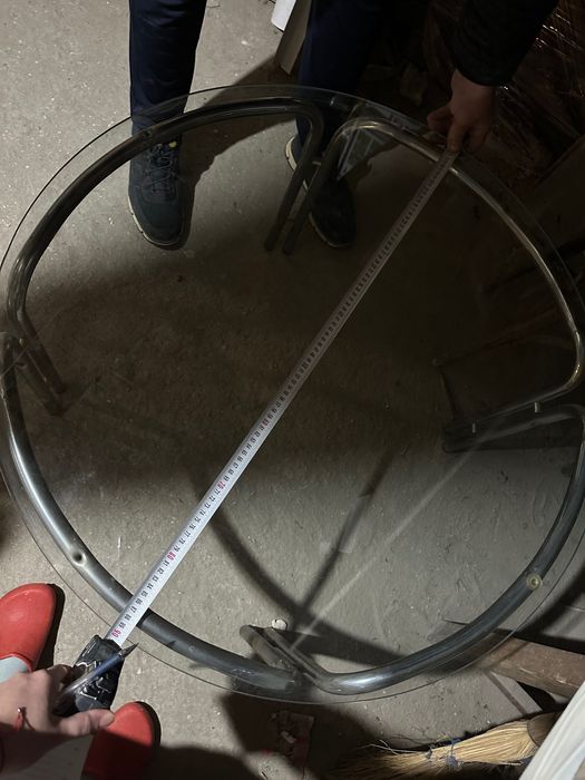 Продава Стъклена маса