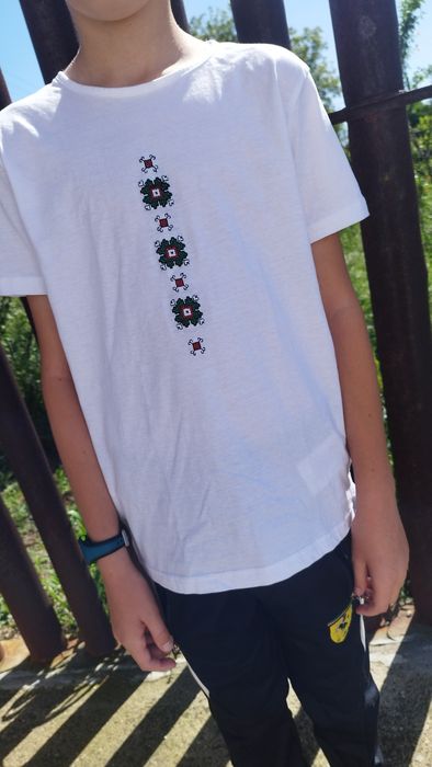 Детски тениски с шевица