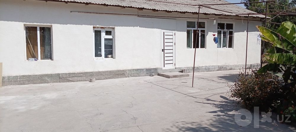 Срочна 4 хонали уйимиз сотилади
