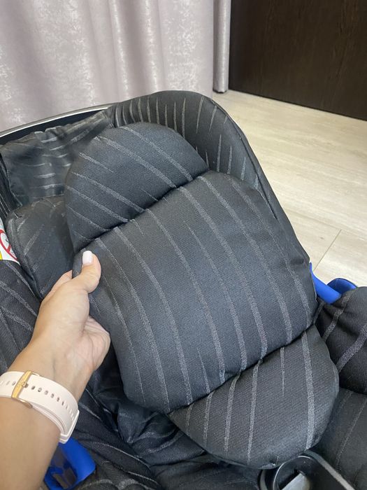 Продам автолюльку GB