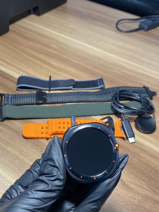 Samsung Watch Ultra 2 / 47 mm /  Gray / Cod produs: 8085