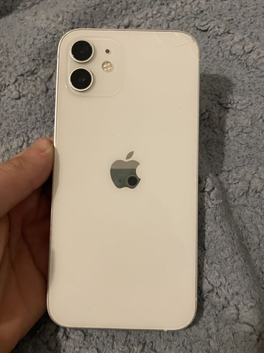 Iphone 12 accept si schimburi