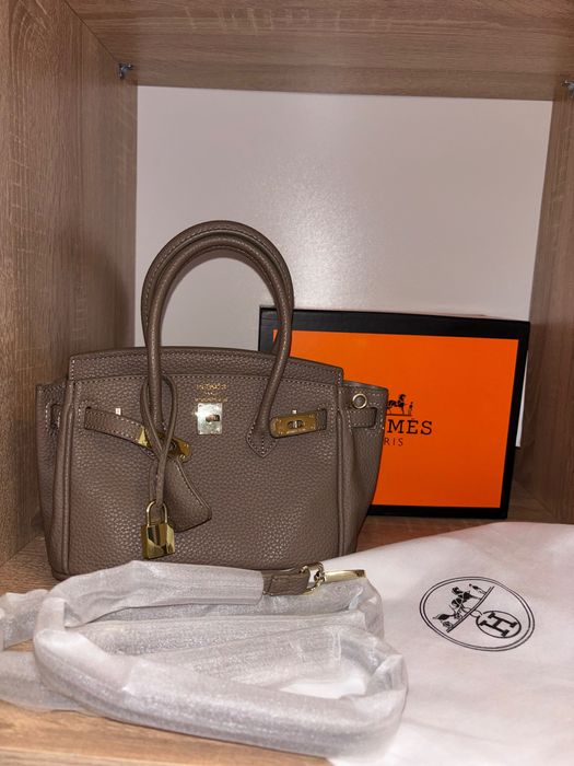 Accesoriu nou nou -poșetă Hmes