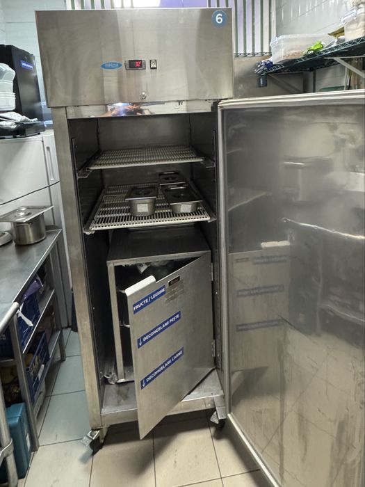 Frigider inox Maxima 800 litri