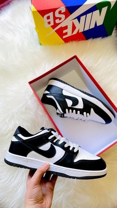 Nike Dunk Low SE Нови Дамски Маратонки Найк / 36-40 Номер