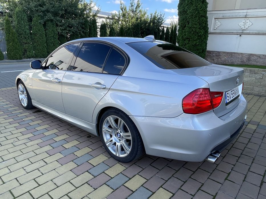 BMW Seria 3 Primul proprietar in Romania, impecabila, distributie schimbata, istoric km in reteaua BMW
