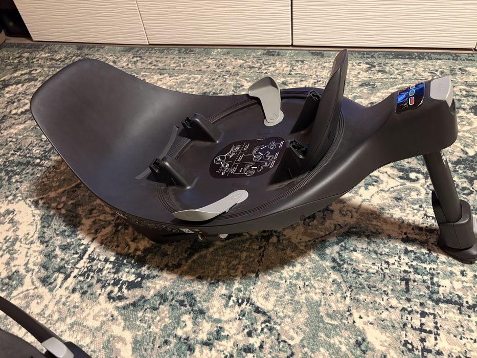 Baza Cybex model T